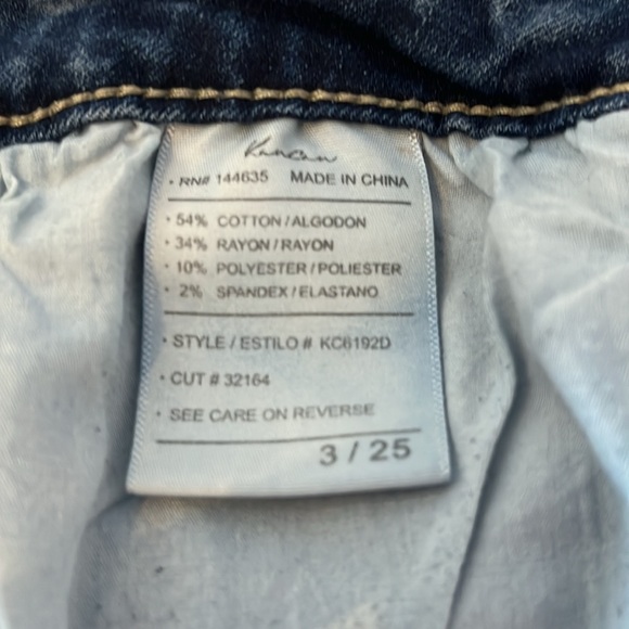 Distressed Midrise Kancan Buttonfly Skinny   Jeans sz 3/25 - Picture 4 of 5